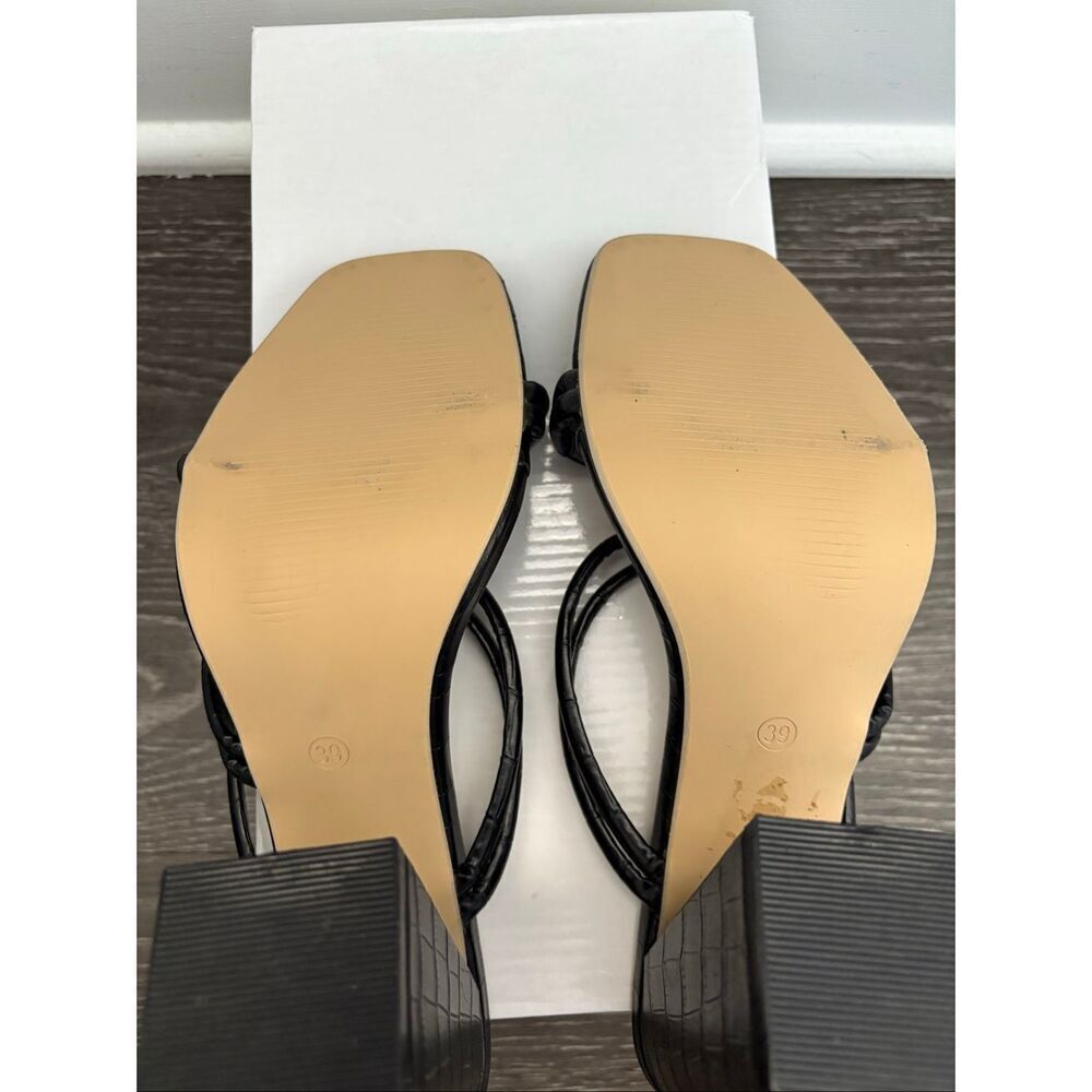 NIB Black Strappy 4.5” Heels Size 39 (8.5) - Picture 7 of 7